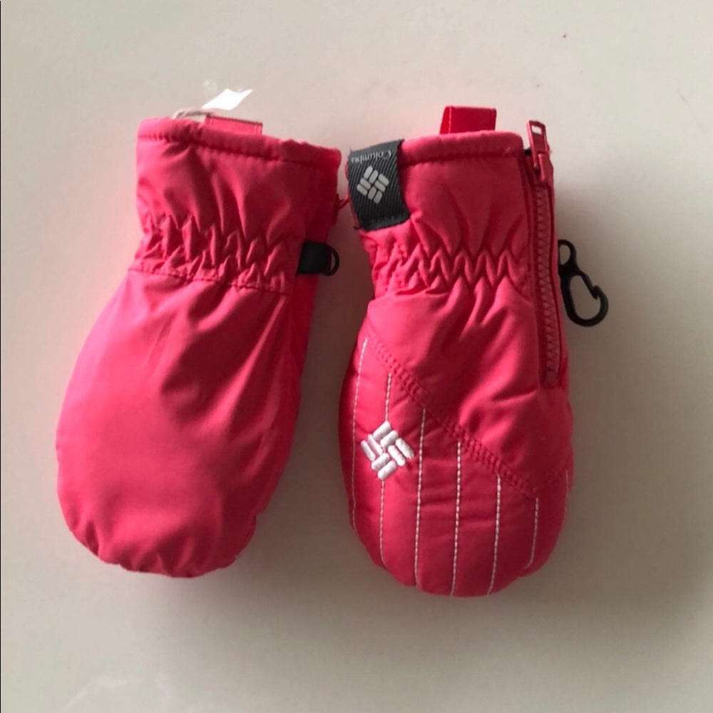 Columbia mittens